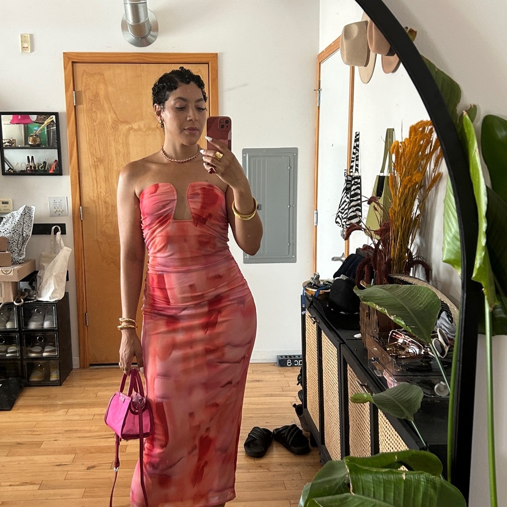Elegant Pink Strapless Dress